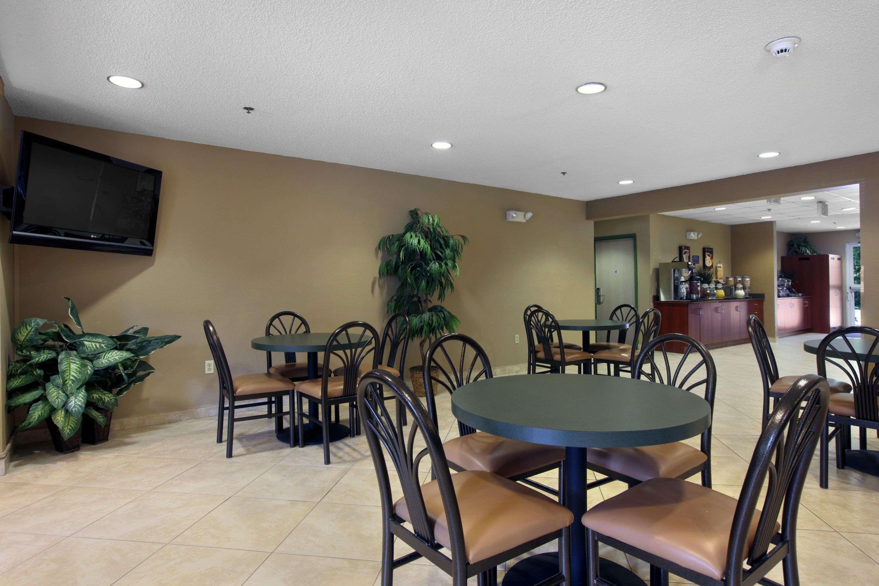 Microtel Inn & Suites By Wyndham Palm Coast I-95 Exterior photo