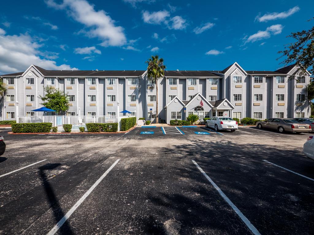 Microtel Inn & Suites By Wyndham Palm Coast I-95 Exterior photo