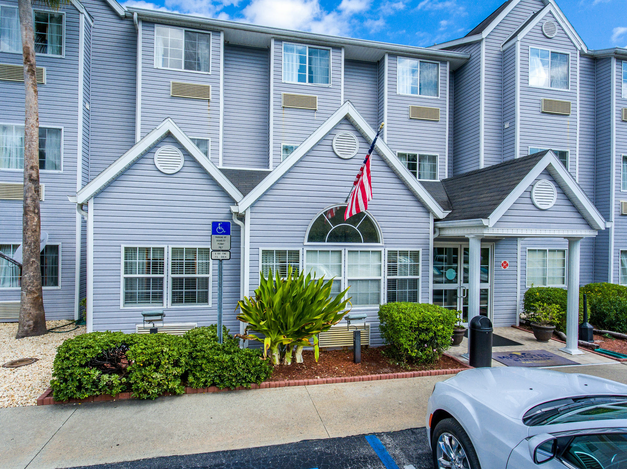 Microtel Inn & Suites By Wyndham Palm Coast I-95 Exterior photo